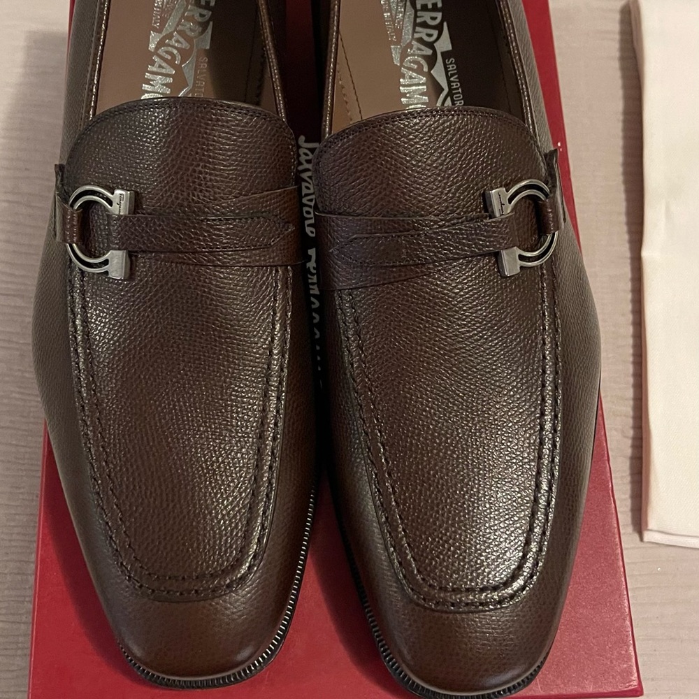 Salvatore Ferragamo Rolly Loafers